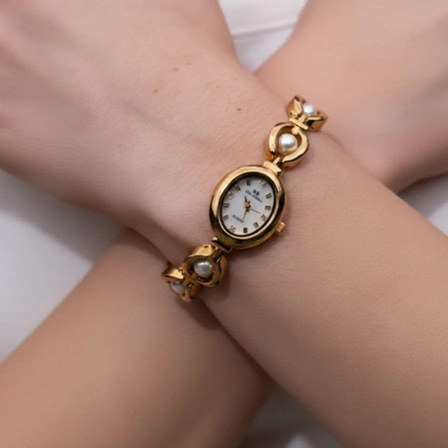 Aurel Pearl Watch - Image 4