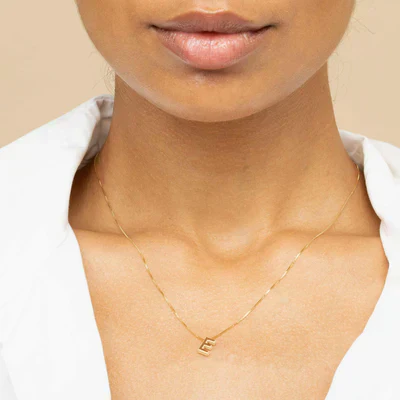 Love letter initial necklace | Gold 18k - Image 6